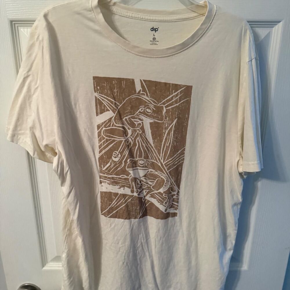 Unbranded Men's Cream and White T-shirt